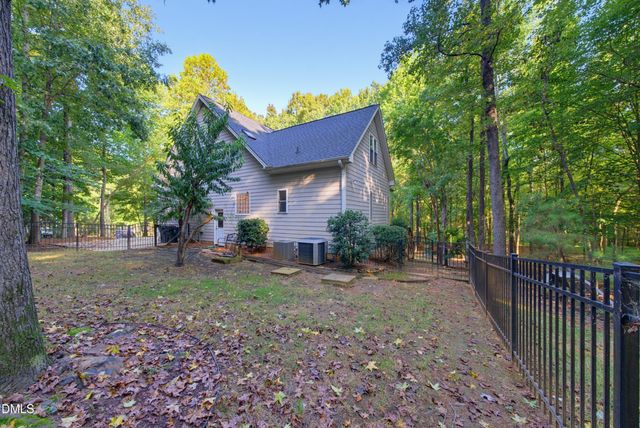 566 Timberknoll Lane, Wake Forest, NC 27587