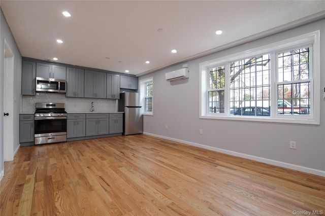 7036 70th Street, Glendale, NY 11385