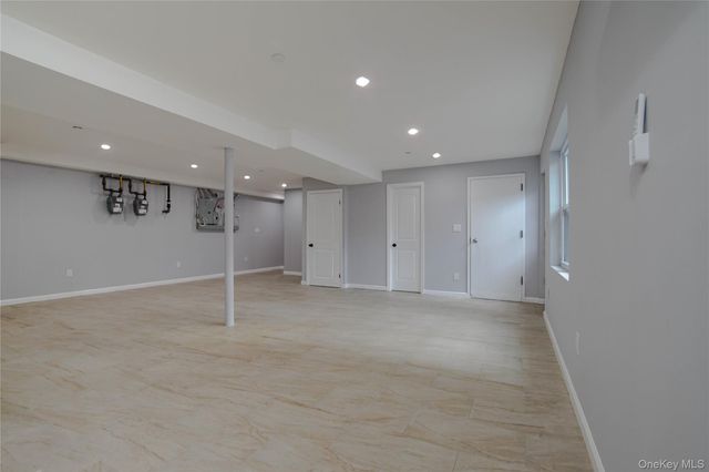 7036 70th Street, Glendale, NY 11385