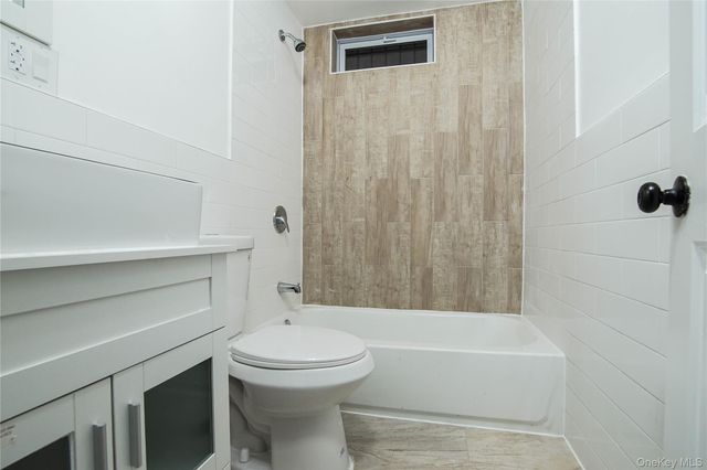 7036 70th Street, Glendale, NY 11385