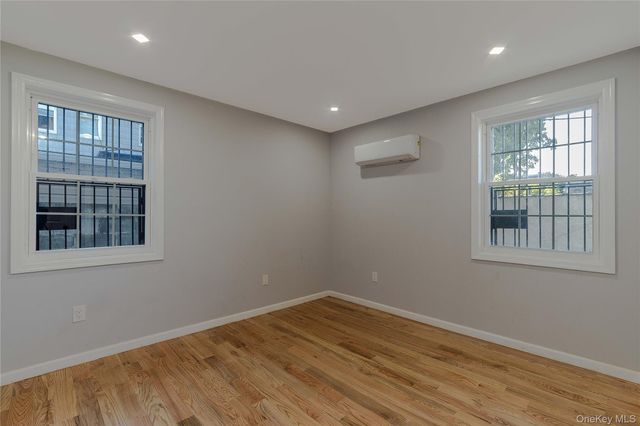 7036 70th Street, Glendale, NY 11385