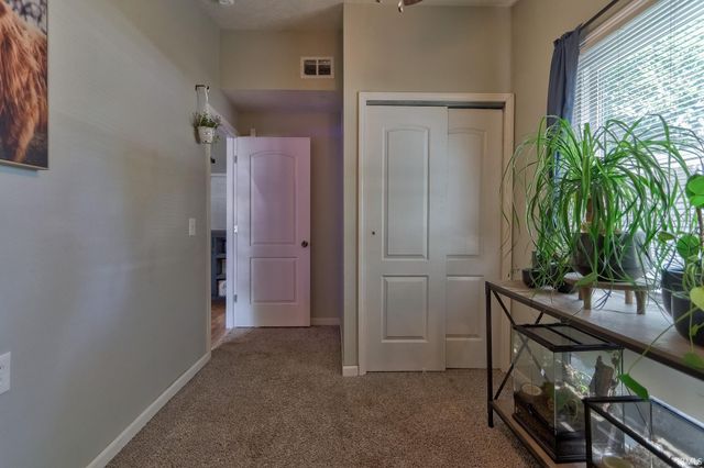2530 S Saint James Boulevard, Evansville, IN 47714