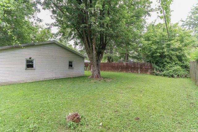 2530 S Saint James Boulevard, Evansville, IN 47714