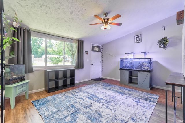 2530 S Saint James Boulevard, Evansville, IN 47714