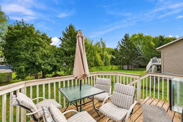 4272 Sun Cliff Road, Eagan, MN 55122