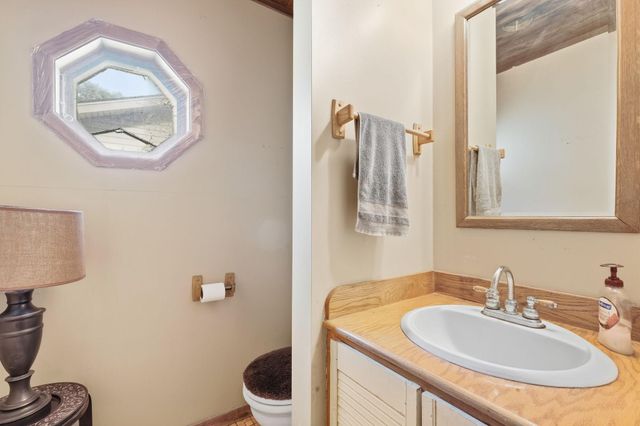 4272 Sun Cliff Road, Eagan, MN 55122