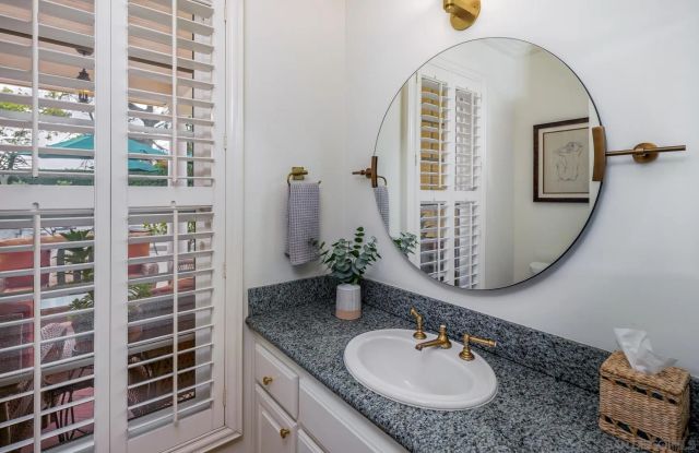 2035-41 Mango Glen, Vista, CA 92084