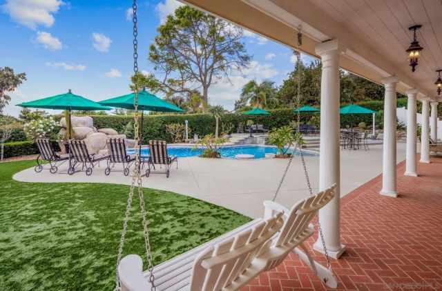 2035-41 Mango Glen, Vista, CA 92084