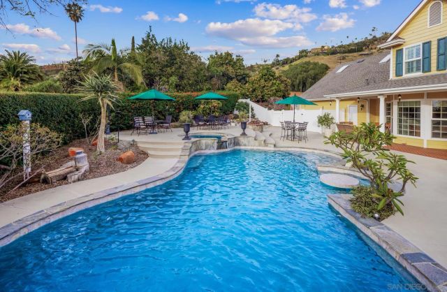 2035-41 Mango Glen, Vista, CA 92084