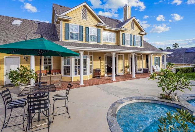 2035-41 Mango Glen, Vista, CA 92084