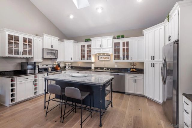 2035-41 Mango Glen, Vista, CA 92084