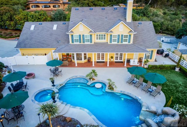 2035-41 Mango Glen, Vista, CA 92084