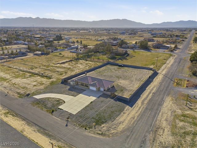 3020 Peggy Avenue, Pahrump, NV 89048