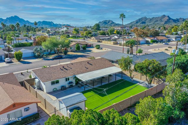 3010 E YUCCA Street, Phoenix, AZ 85028