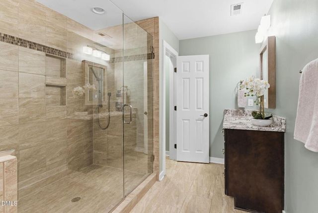 3201 Fieldview Court, Raleigh, NC 27607