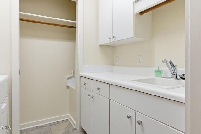 3201 Fieldview Court, Raleigh, NC 27607