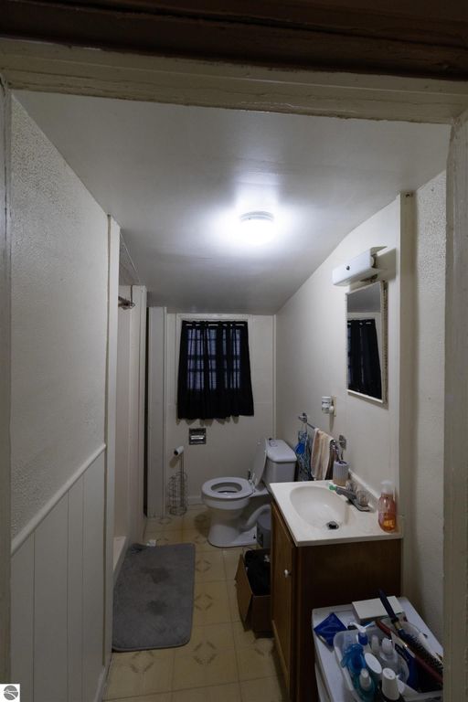 Image 12 of property listing at 628 Oak, Mt Pleasant, MI 48858