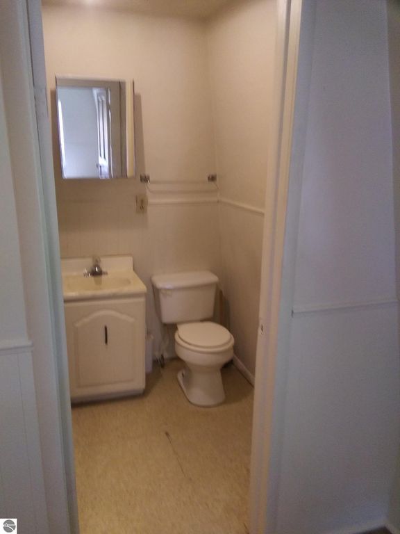 Image 16 of property listing at 628 Oak, Mt Pleasant, MI 48858