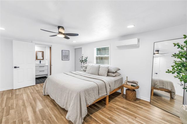 1537 39TH STREET S, St Petersburg, FL 33711