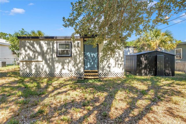 1537 39TH STREET S, St Petersburg, FL 33711