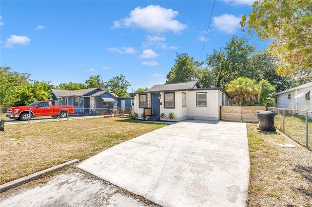 1537 39TH STREET S, St Petersburg, FL 33711