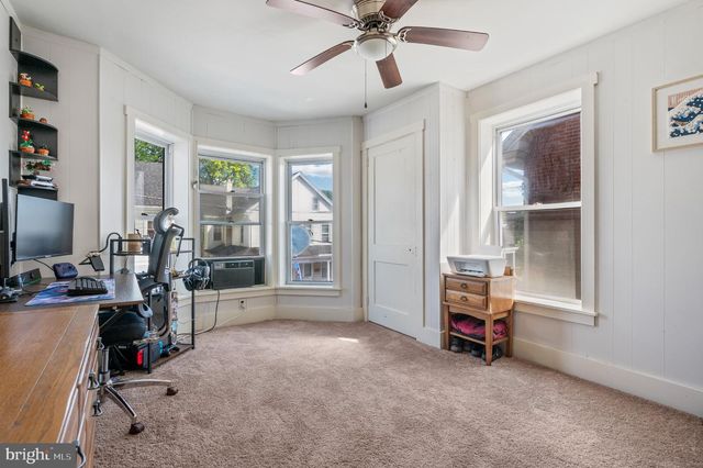 254 DUKE ST, Ephrata, PA 17522