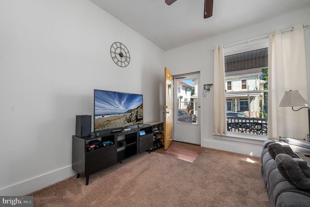 254 DUKE ST, Ephrata, PA 17522