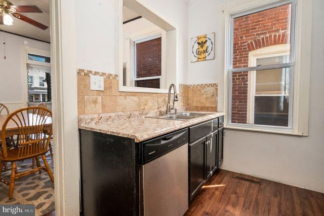 254 DUKE ST, Ephrata, PA 17522