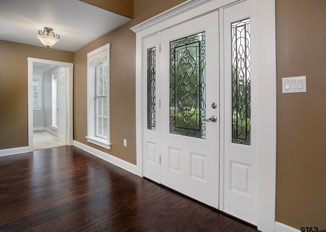 18722 Ridgeline Rd, Tyler, TX 75703