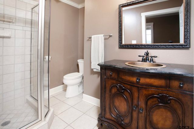18722 Ridgeline Rd, Tyler, TX 75703