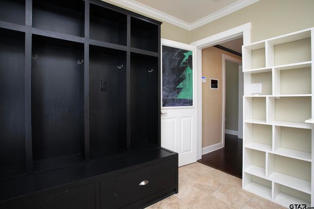 18722 Ridgeline Rd, Tyler, TX 75703