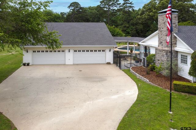 18722 Ridgeline Rd, Tyler, TX 75703