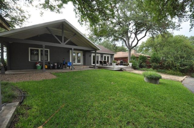 3003 Burleson RD, Austin, TX 78741
