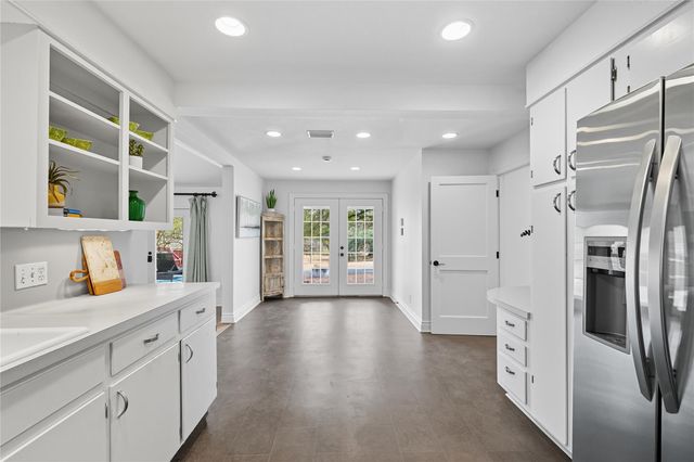 3003 Burleson RD, Austin, TX 78741