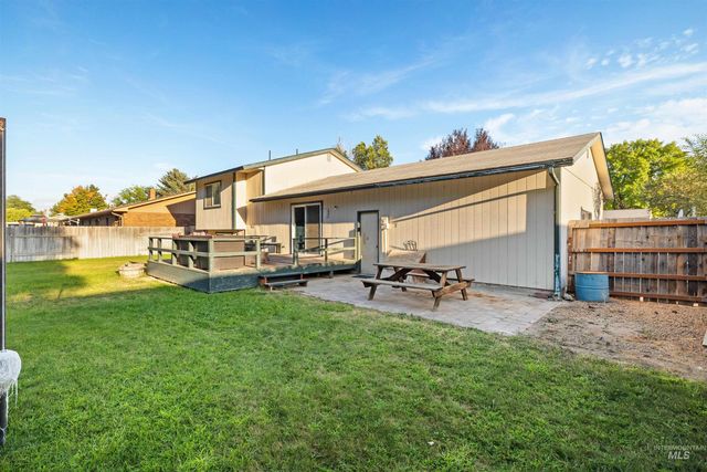 386 Crestview Dr, Twin Falls, ID 83301