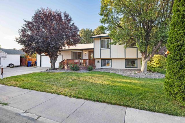 386 Crestview Dr, Twin Falls, ID 83301