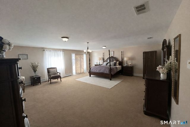 13 Hill Farm Road, Bloomfield, CT 06002