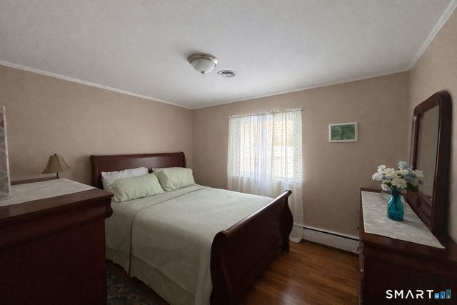 13 Hill Farm Road, Bloomfield, CT 06002