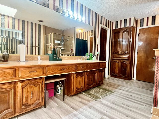 1826 Green Tree Lane, Duncanville, TX 75137