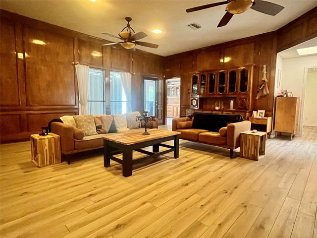 1826 Green Tree Lane, Duncanville, TX 75137