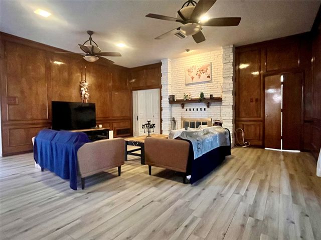 1826 Green Tree Lane, Duncanville, TX 75137