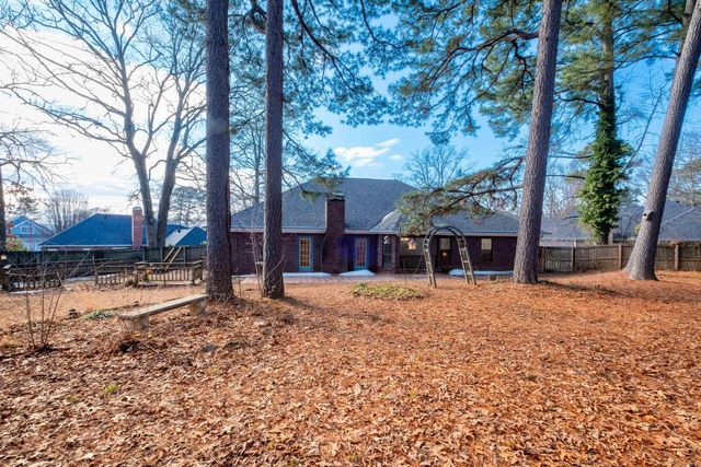 28 Saint John Pl, Maumelle, AR 72113