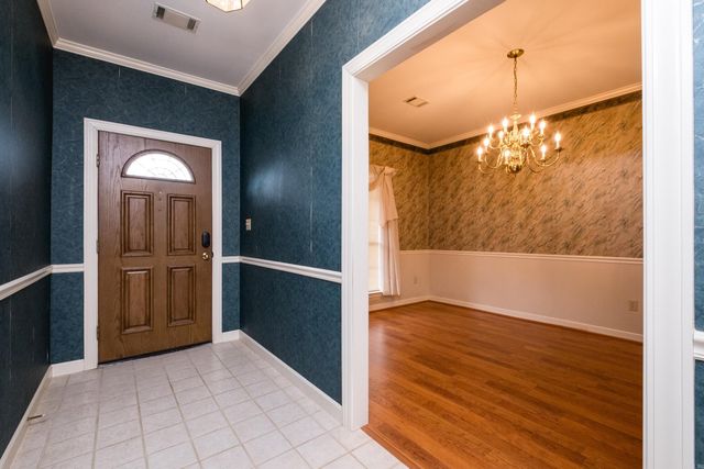 28 Saint John Pl, Maumelle, AR 72113