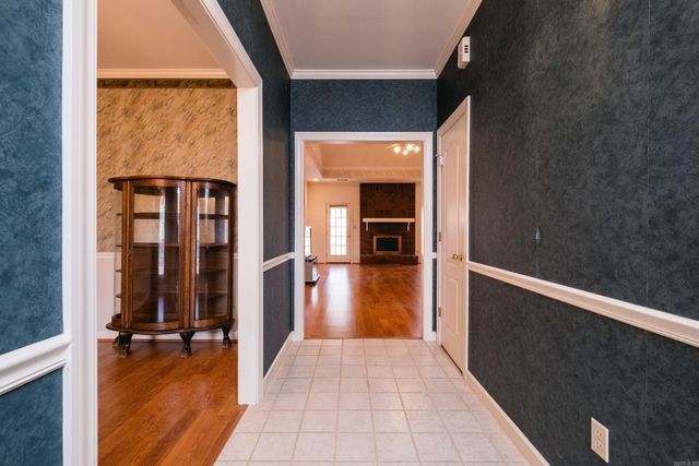 28 Saint John Pl, Maumelle, AR 72113