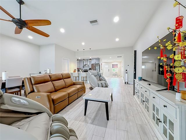 6835 GEORGIA AVENUE, Bradenton, FL 34207