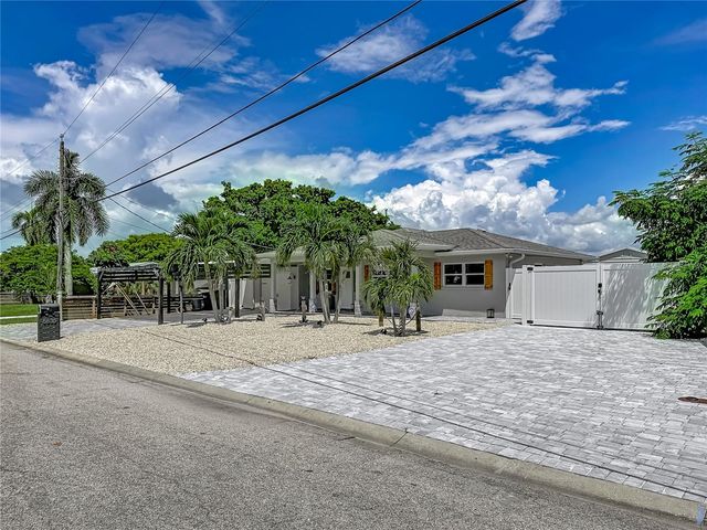 6835 GEORGIA AVENUE, Bradenton, FL 34207