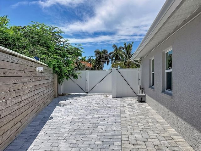 6835 GEORGIA AVENUE, Bradenton, FL 34207