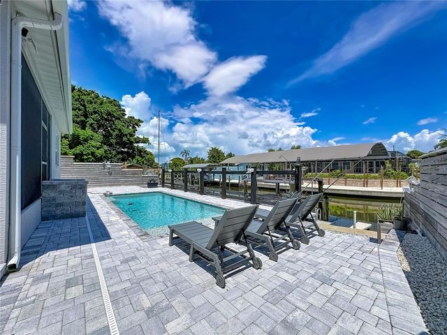 6835 GEORGIA AVENUE, Bradenton, FL 34207