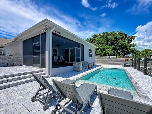 6835 GEORGIA AVENUE, Bradenton, FL 34207