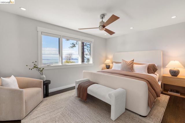 1119 Miller Ave, Berkeley, CA 94708